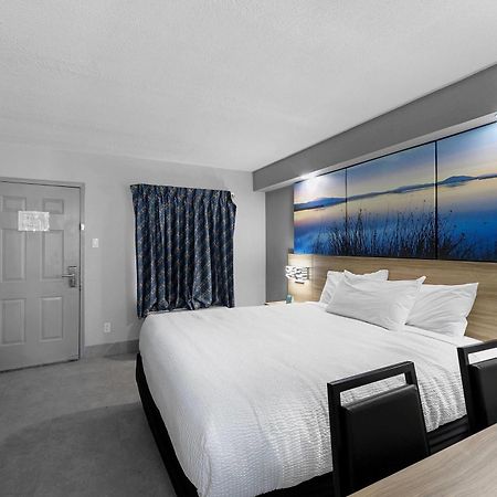 Days Inn By Wyndham San Antonio Near Lackland Afb Bagian luar foto